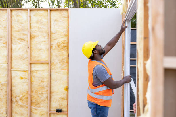 Best Garage Insulation Installation  in West Hills, NY